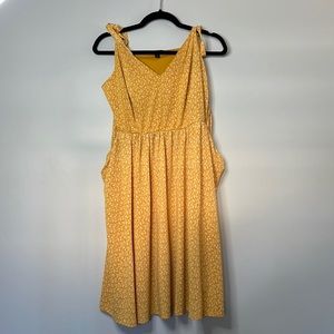 Yellow dress